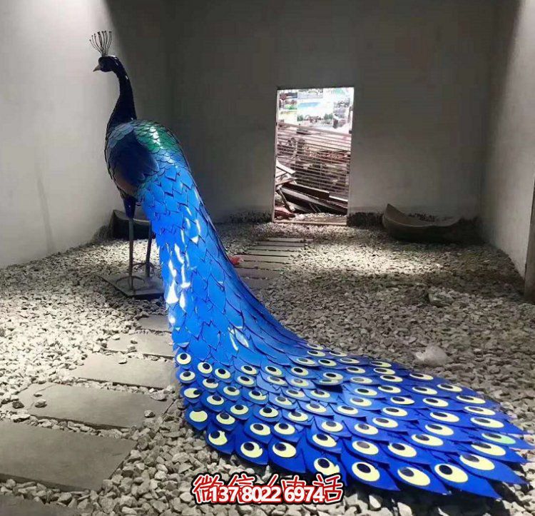優(yōu)質(zhì)不銹鋼孔雀雕塑，為城市廣場添彩
