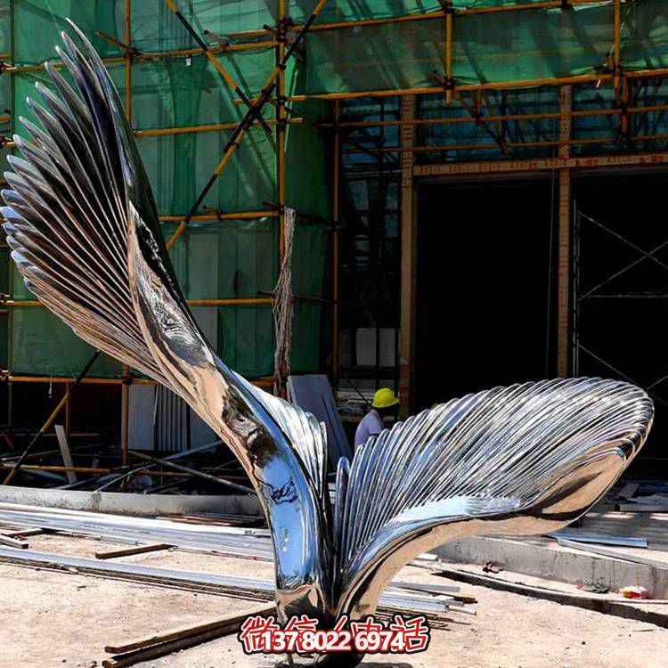 現(xiàn)代風(fēng)格不銹鋼噴泉擺件，創(chuàng)造完美的戶(hù)外水景