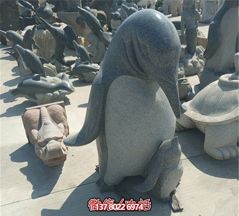 企鵝雕塑，讓公園更加精彩