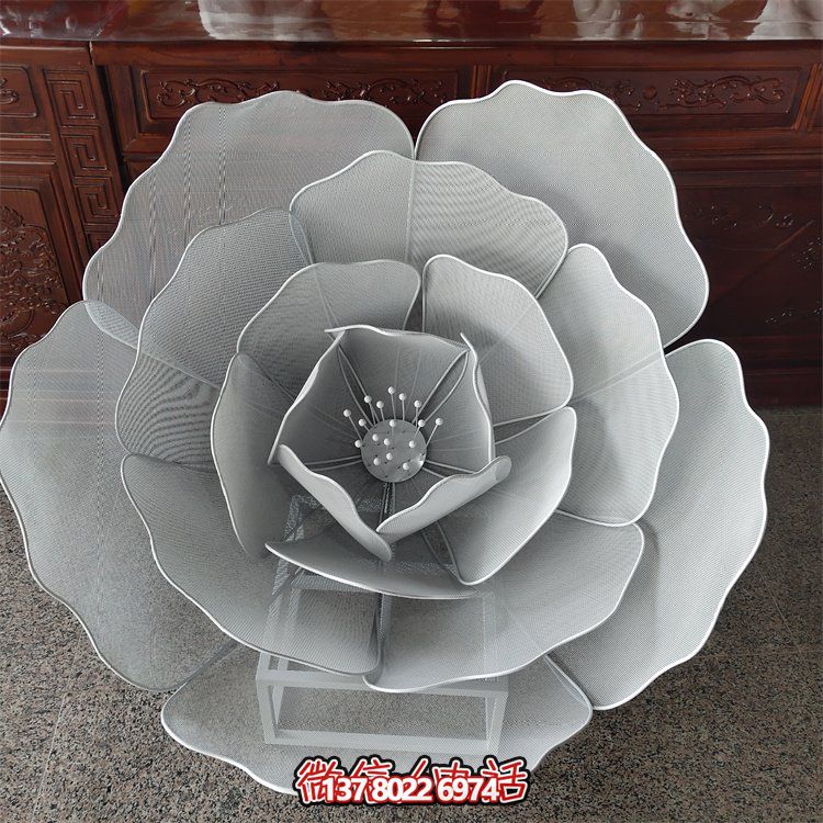 不銹鋼鏤空戶外蓮花雕塑，更美的園林景觀