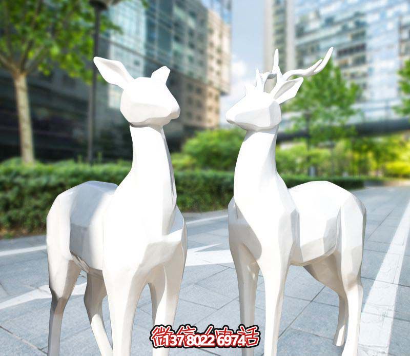 玻璃鋼梅花鹿雕塑，為你的廣場增添經典藝術氣息