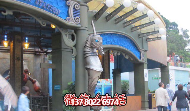 游樂場(chǎng)石柱上擺放的玻璃鋼創(chuàng)意海馬雕塑 游樂場(chǎng)石柱上擺放的玻璃鋼創(chuàng)意海馬雕塑