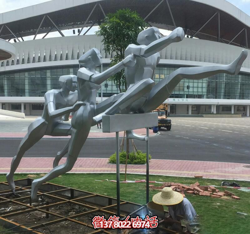 抽象不銹鋼體育跨欄運(yùn)動人物雕塑